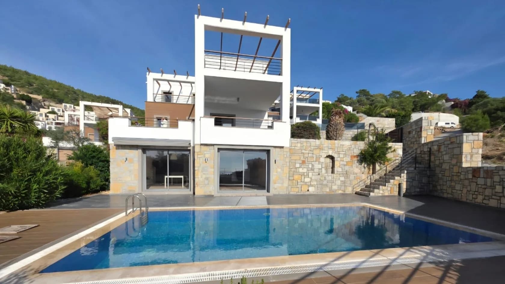 Türkkuyusu'nda Kale ve Marina Manzaralı Villa, Türkkuyusu, Bodrum — Fotoğraf 2